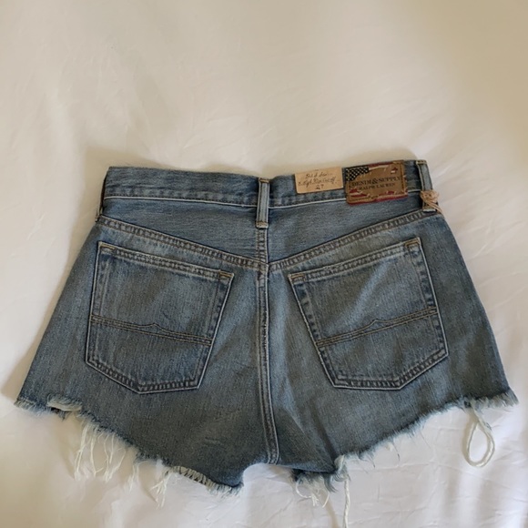 Ralph Lauren High-Rise Denim Cut-Off Shorts 🌱 - Picture 3 of 5